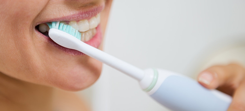 Brushing Healthy Teeth to prevent dental problems